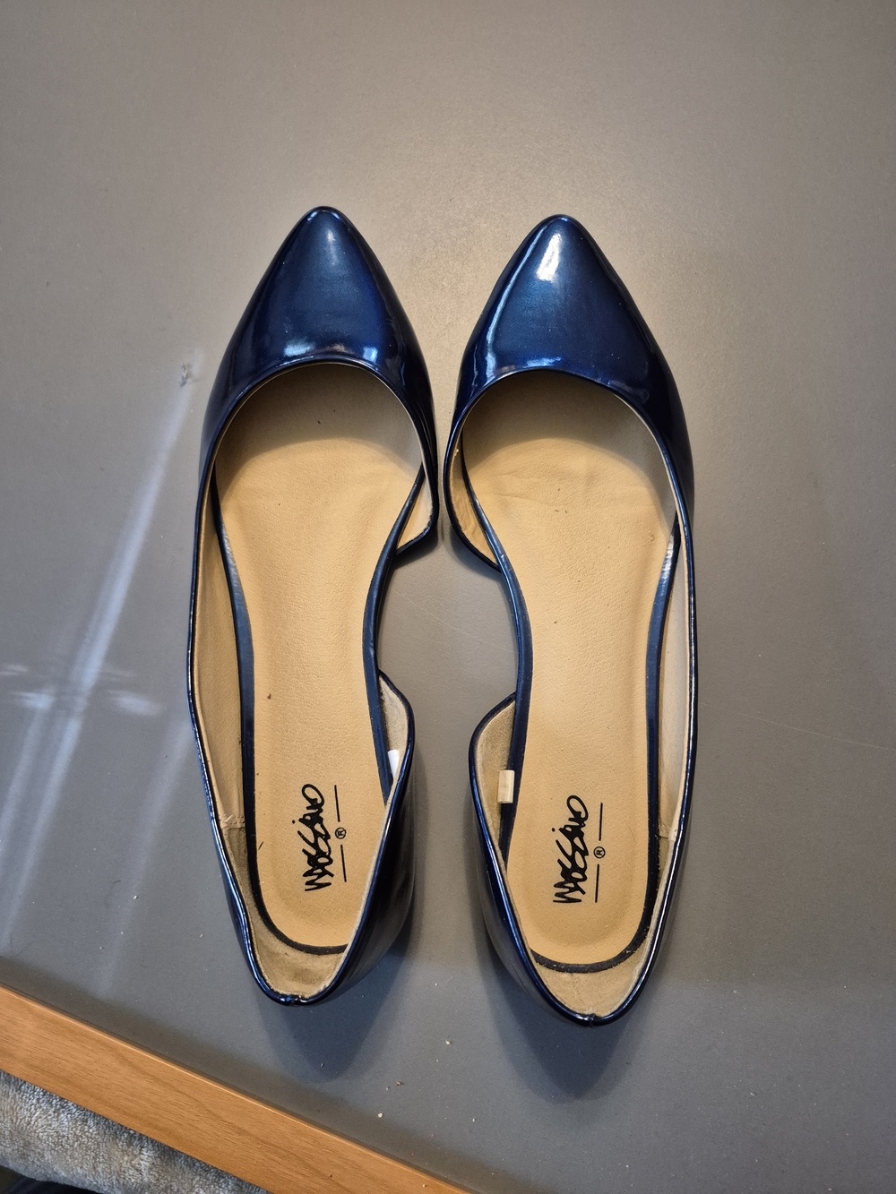Mossimo Supply Co. Navy Patent Pointed-Toe D'Orsay Flats